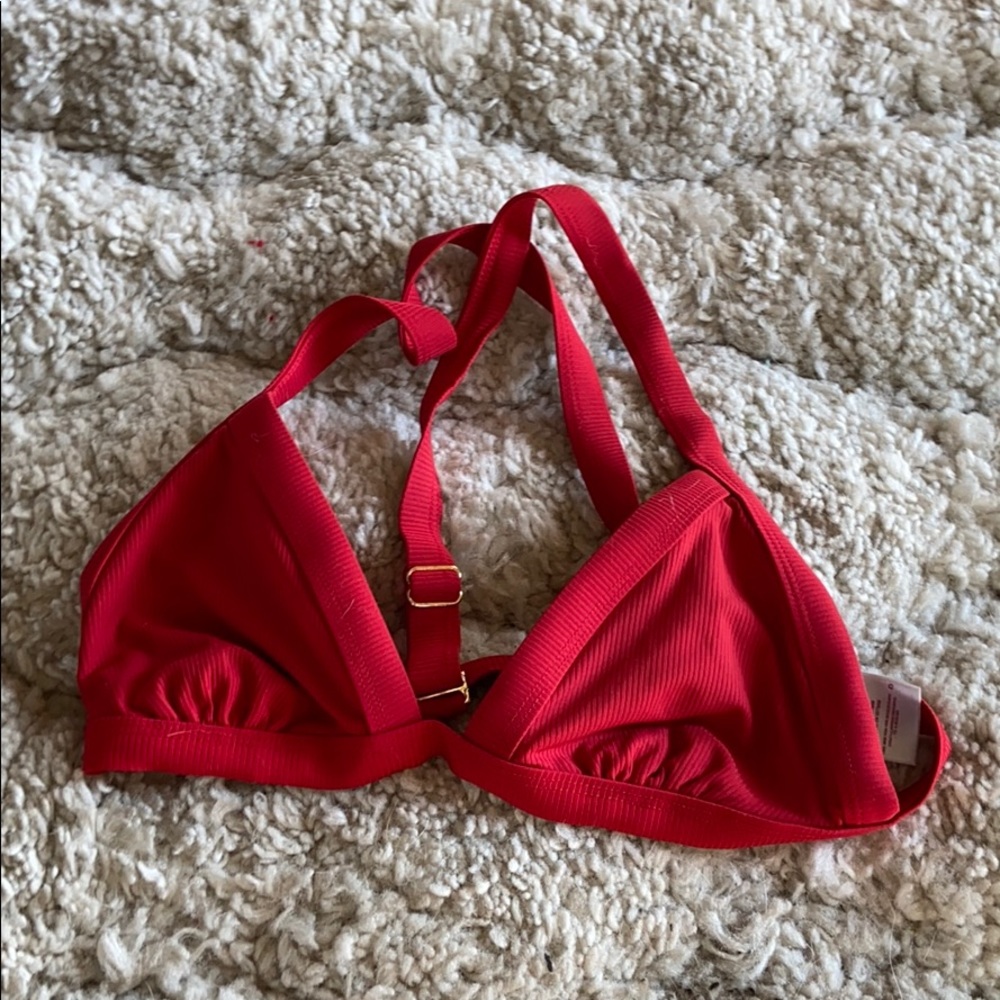 Red bikini top 🌊